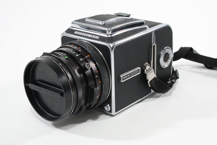 Hasselblad 500CM with Zeiss Planar T* 80mm f/2.8 Medium Format Equipment - Medium Format Cameras Hasselblad 072424249