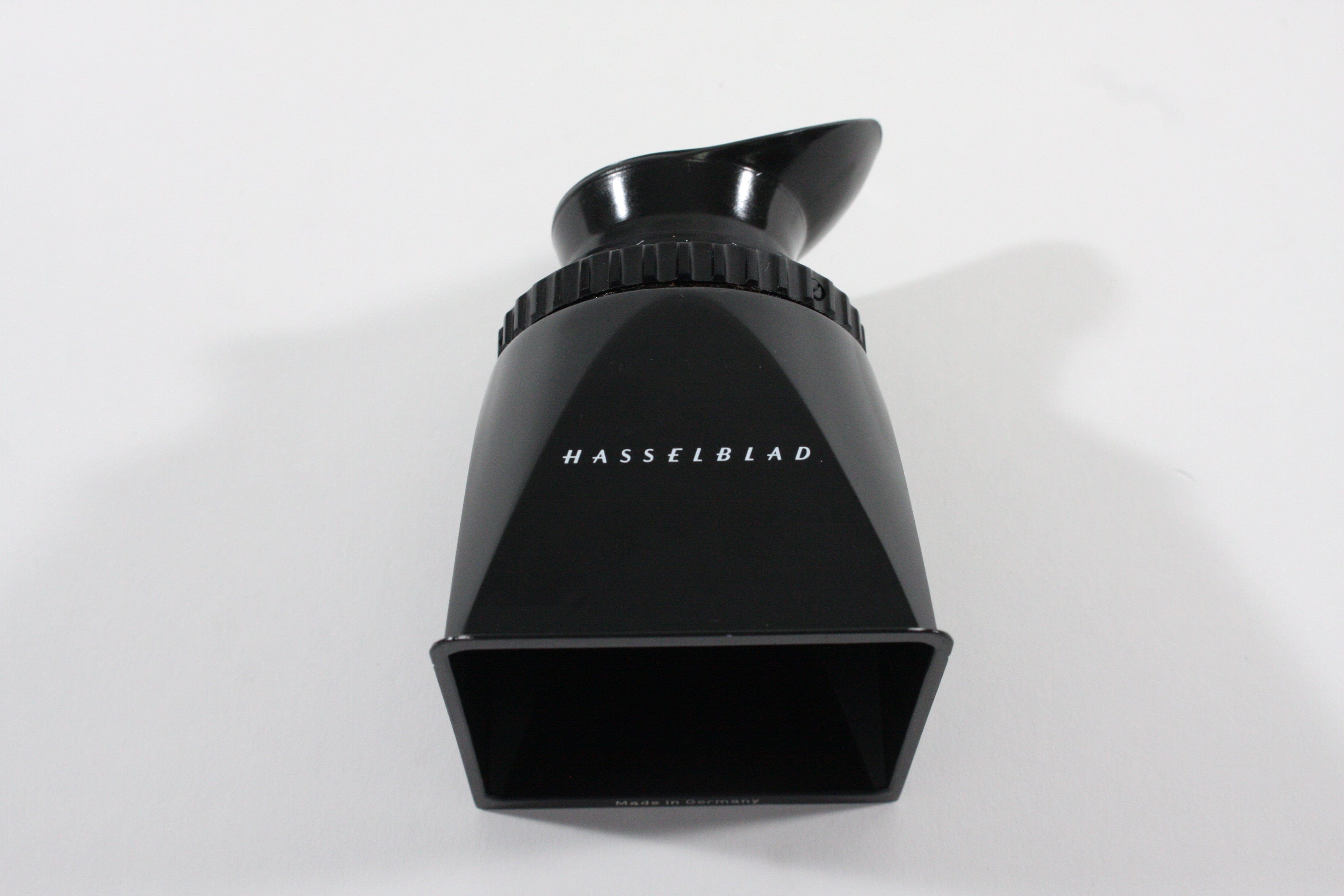 Hasselblad Magnifying Hood for 500 Series – Camera Exchange