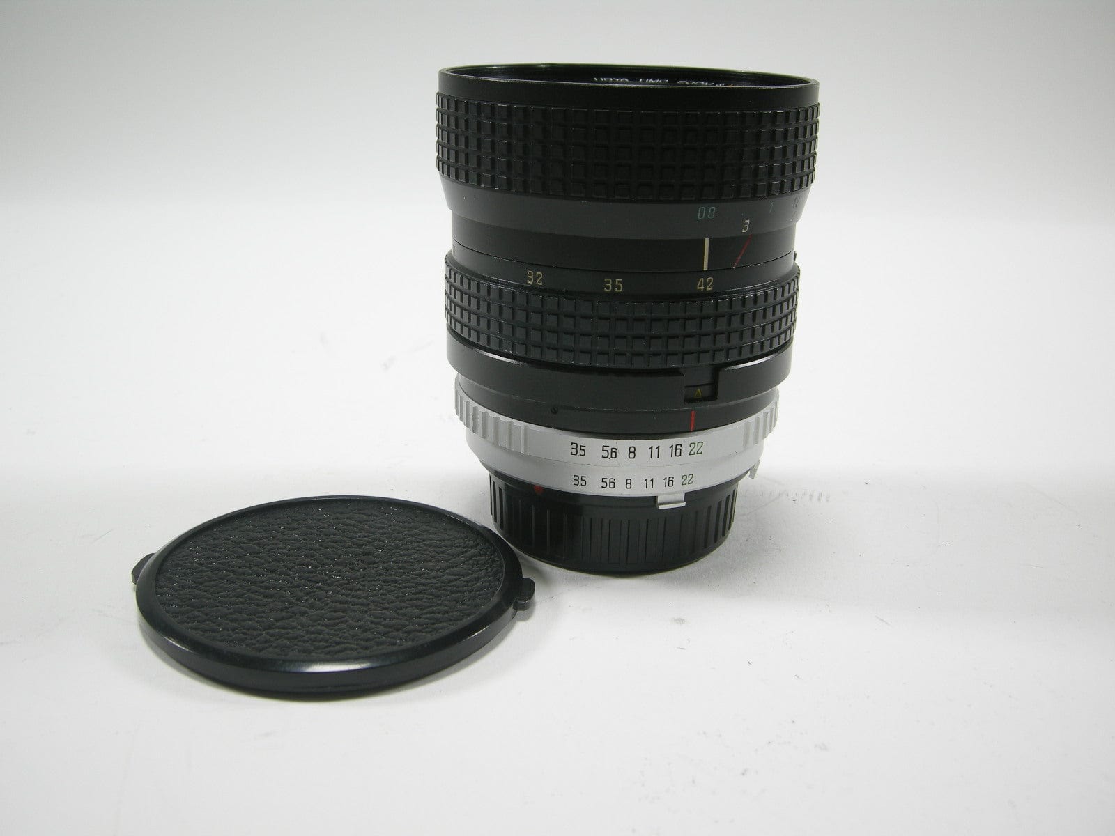 Hoya HMC Zoom-Macro 25-42mm f3.5 Minolta MD – Camera Exchange