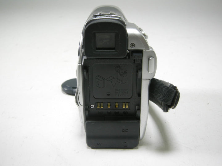 JVC GR-D290u MiniDV Camcorder Video Equipment - Video Camera JVC 120190231