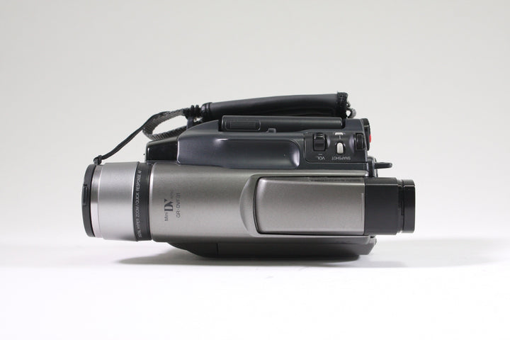 JVC GR-DVF31U Digital Cybercam MiniDV Camcorder Video Equipment - Video Camera JVC 13442176