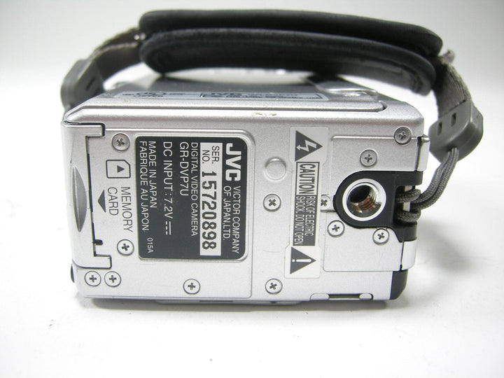 JVC GR-DVP7U Digital Video Camera w/SD Slot Video Equipment - Video Camera JVC 15720898