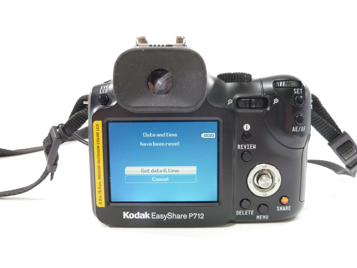 Kodak Easy Share P712 7.1mp Digital Camera Digital Cameras - Digital Point and Shoot Cameras Kodak KK0941