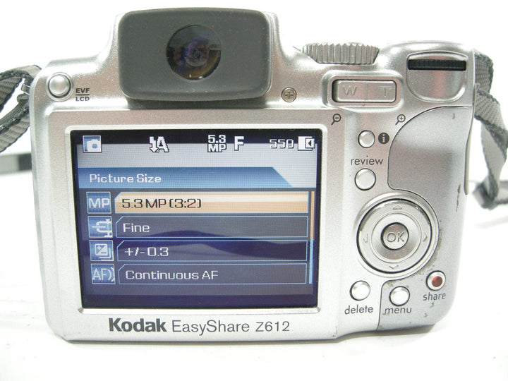 Kodak Easy Share Z612 6.1mp Digital Camera Digital Cameras - Digital Point and Shoot Cameras Kodak 64120892