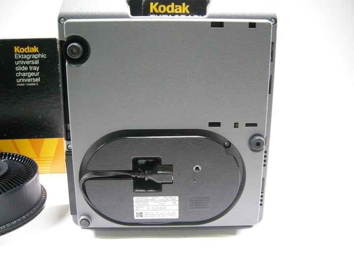 Kodak Ektagraphic III Slide Projector w/ Slide tray and lens Projection Equipment - Projectors Kodak A524444