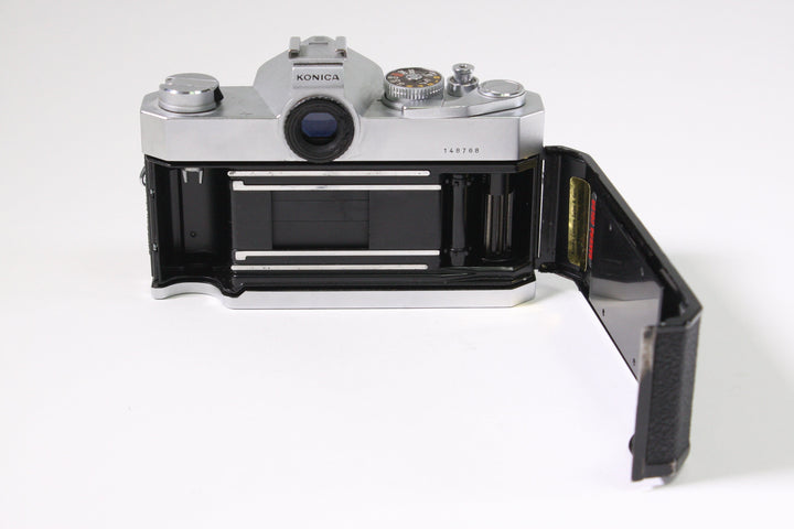 Konica Autoreflex A body only - AS IS 35mm Film Cameras - 35mm SLR Cameras Konica 148766