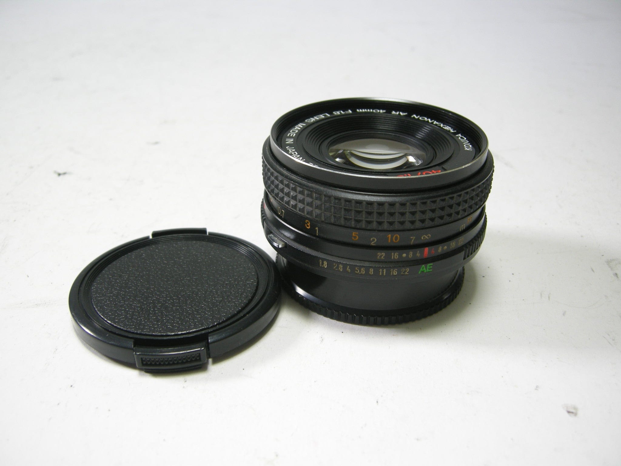 Objectif Konica Hexanon AR 24mm F/2.8 – Grand Angle Vintage, Rayures Sur Lentille Avant