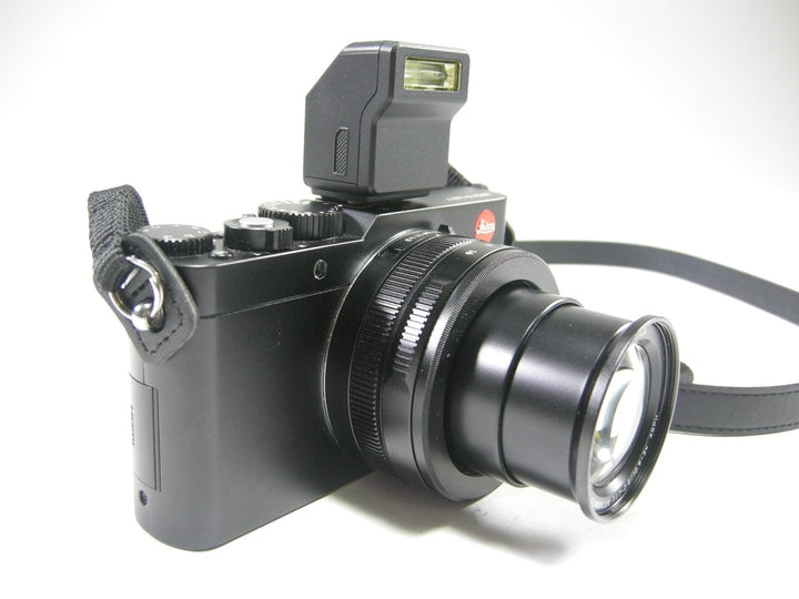 Leica D-Lux 7 17mp Digital camera w/ DC-Vario Summilux f1.7-2.8/10.9-34 type 3952 Digital Cameras - Digital SLR Cameras Leica 5470001