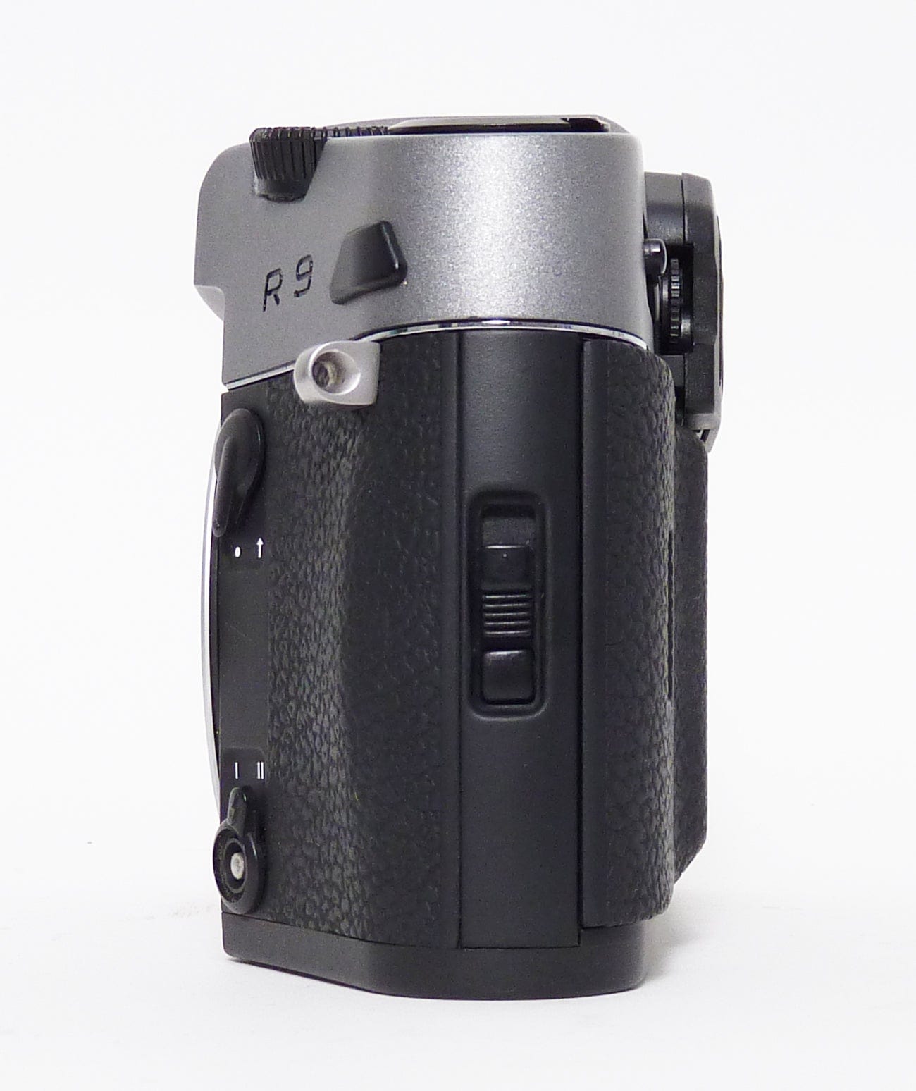 Leica R9 Body Anthracite - Part Number 10090 – Camera Exchange