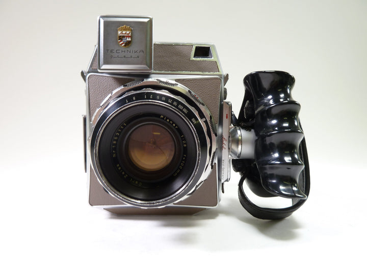 Linhof Technika with 100mm f2.8 Planar Lens w/6x7 Super Rollex Back Medium Format Equipment - Medium Format Cameras - Medium Format 6x7 Cameras Linhof 8268