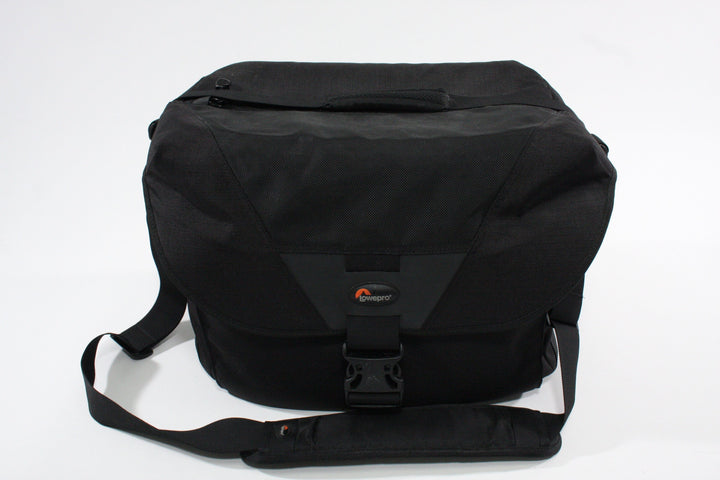 Lowepro Stealth Reporter D650 AW w/ Inserts - Black Bags and Cases Lowepro 062124543