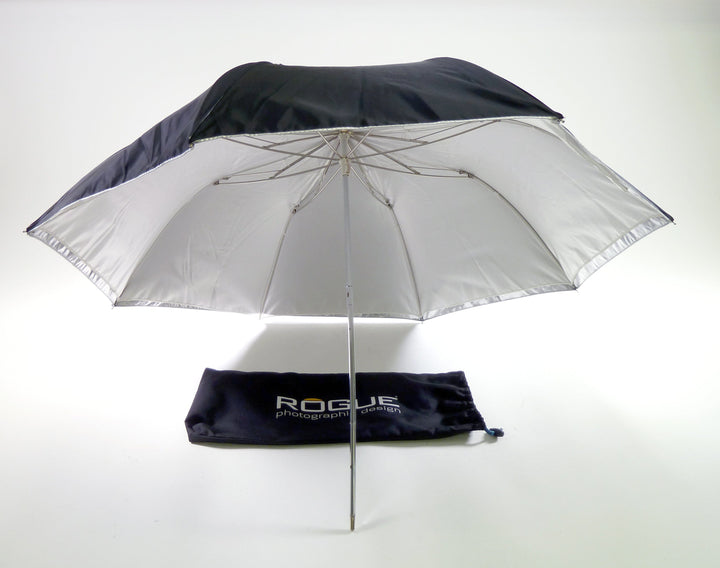 LumoPro Umbrella  - Black/Silver Studio Lighting and Equipment - Light Modifiers (Umbrellas, Soft Boxes, Reflectors etc.) Lumopro LumoProUmb