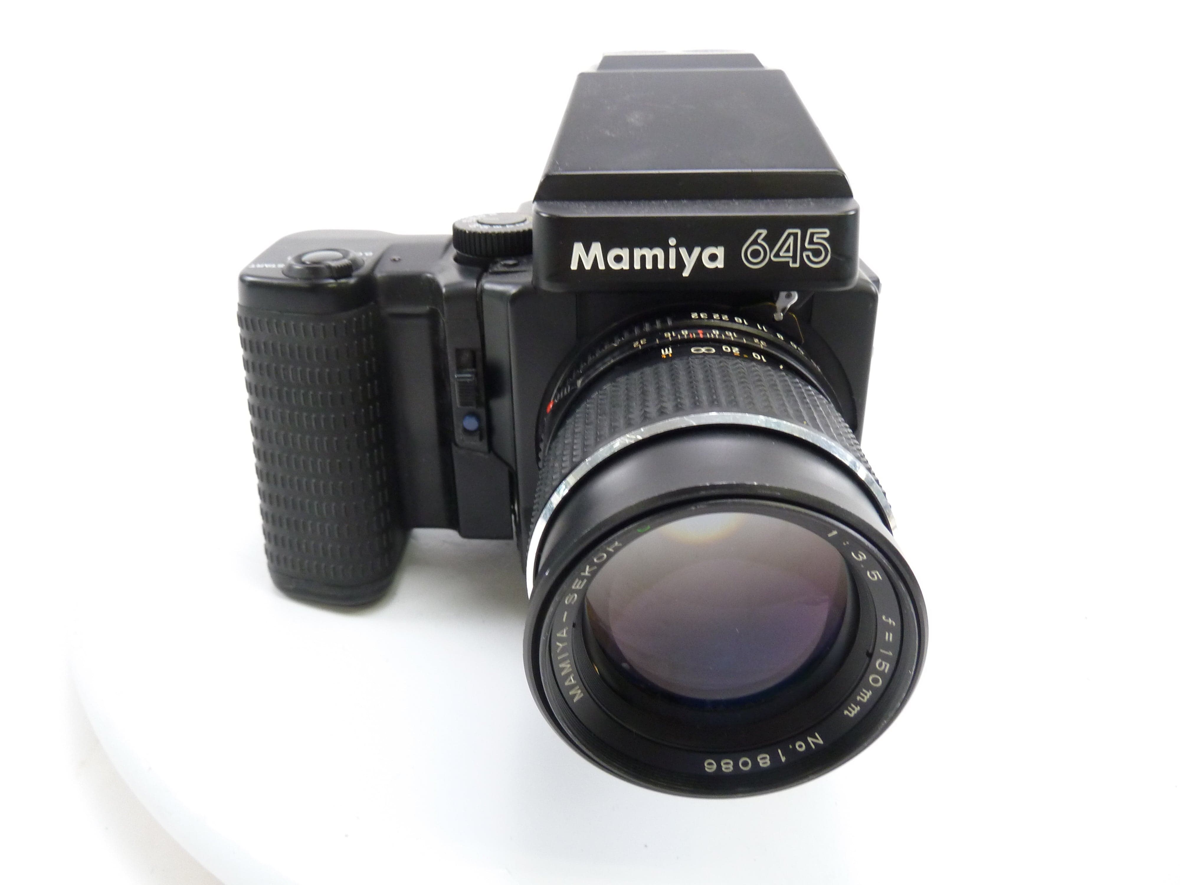 Mamiya 645 Super Kit with Prism Finder, Motor Drive, 120 Mamiya 645 Super Kit with Prism Finder, Motor Drive, 120