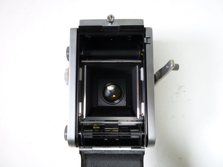 Mamiya C33 with 80mm F/2.8 Medium Format Equipment - Medium Format Cameras - Medium Format TLR Cameras Mamiya 321058