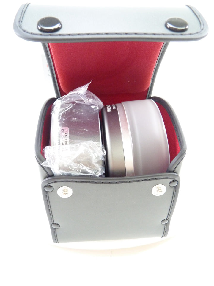 Mamiya Loupe 3X 6X7 with both hoods, case, and box Loupes, Magnifiers and Light Boxes Mamiya 6202302