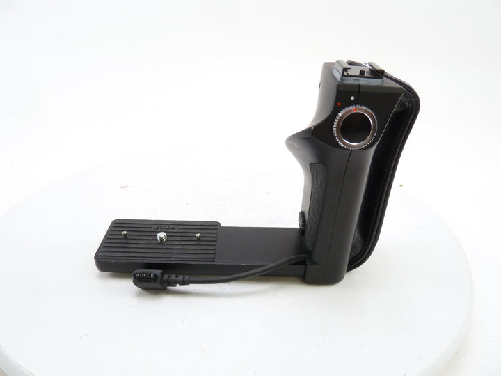 Mamiya RZ67 Left Hand Grip with Electro Magnetic Release Medium Format Equipment - Medium Format Accessories Mamiya 1212408