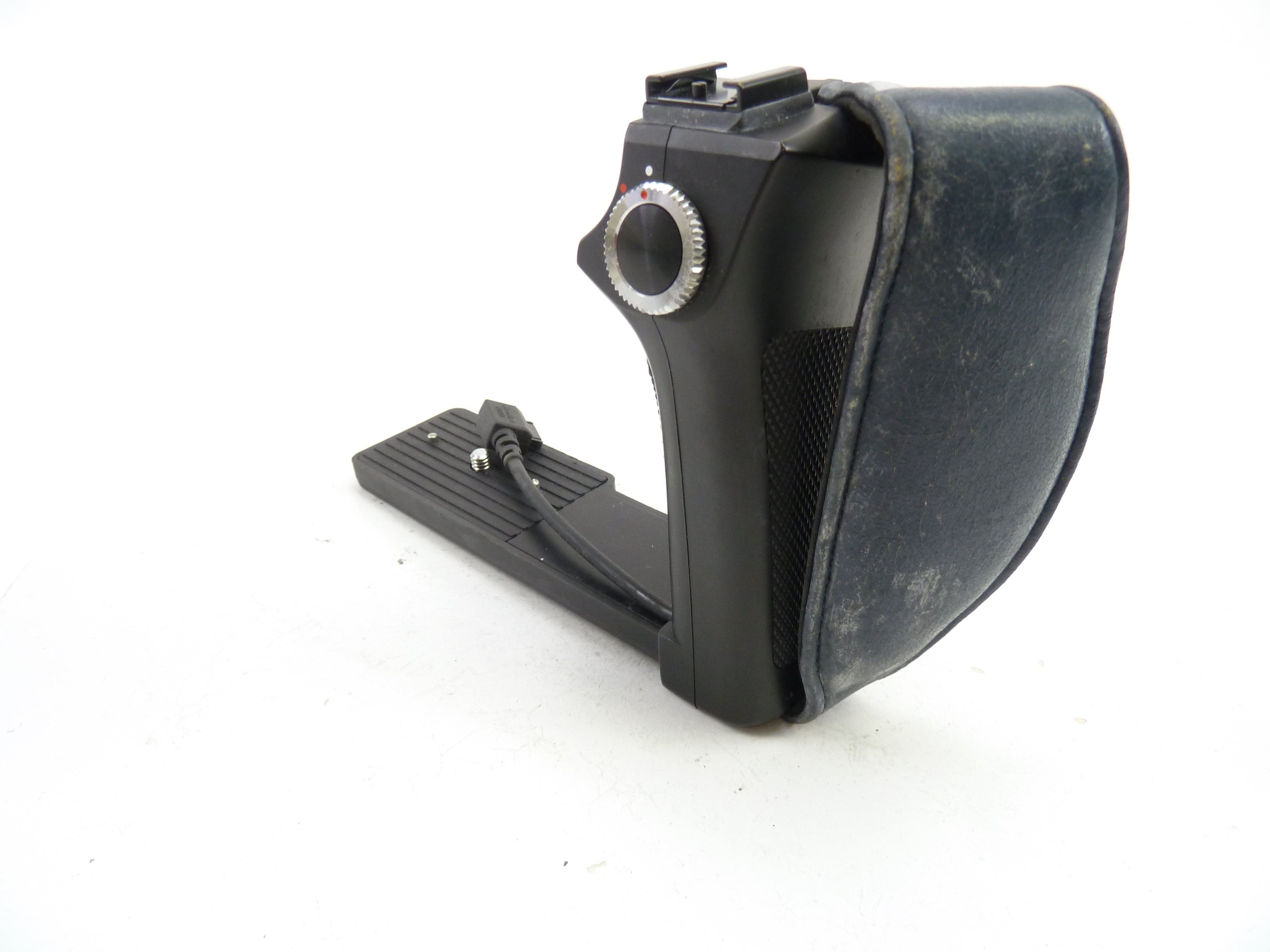 【美品】Mamiya RZ67 レフトグリップ Near MINT] Mamiya Left Hand Grip Electronic Release For RZ67 Pro