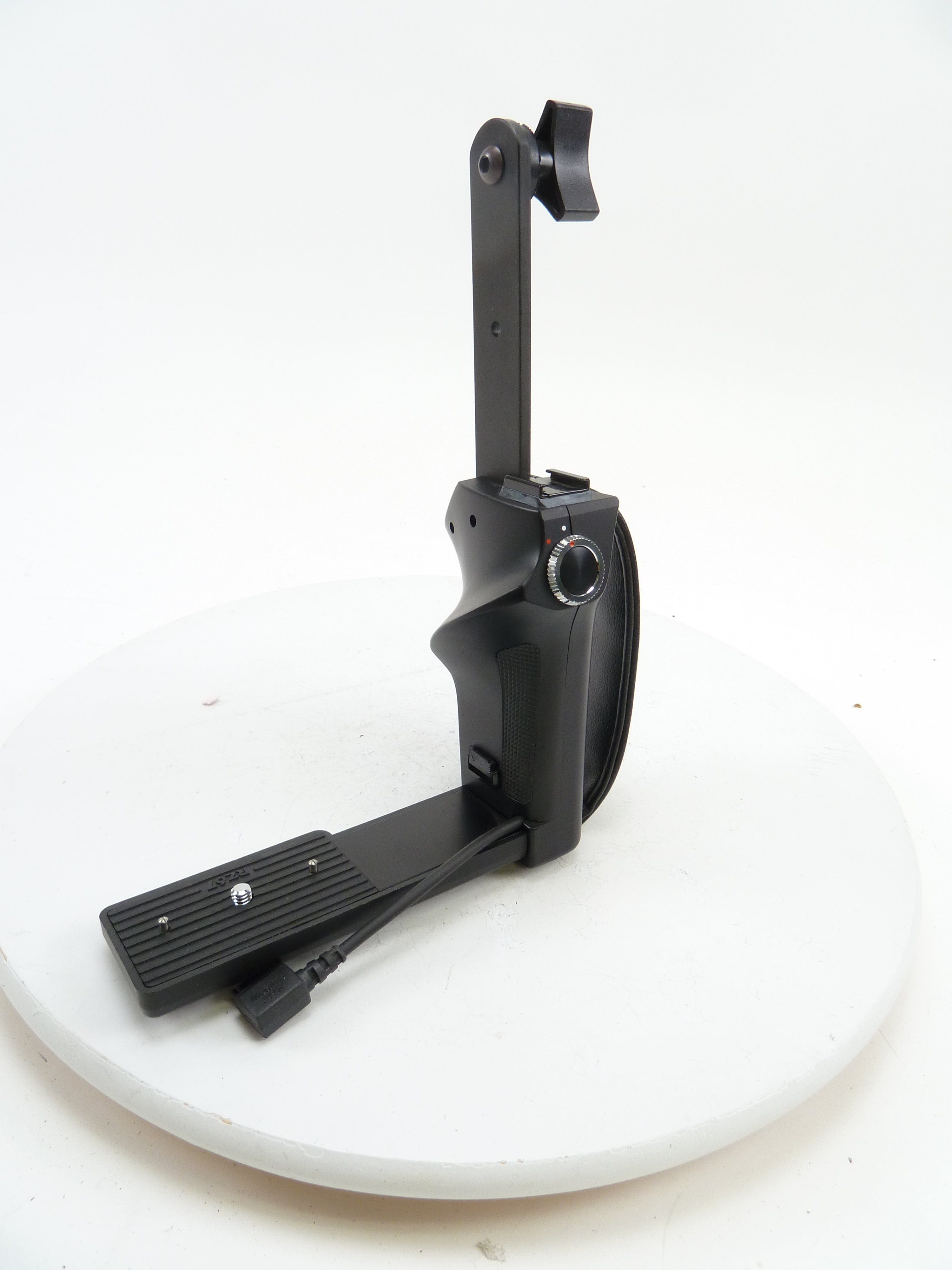 Mamiya RZ67 Left Hand Grip with Extension Pole and Electro