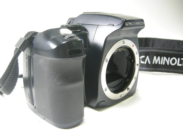 Minolta Dynax 5D AS 6.0mp Digital SLR Body Only Digital Cameras - Digital SLR Cameras Minolta 00515414