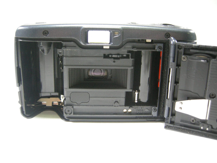 Minolta Freedom Vista QD 35mm Camera 35mm Film Cameras - 35mm Point and Shoot Cameras Minolta 01108382