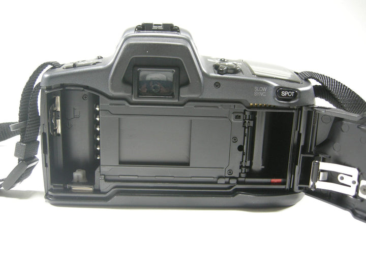 Minolta Maxxum 500si 35mm SLR w/50mm f1.7 35mm Film Cameras - 35mm SLR Cameras - 35mm SLR Student Cameras Minolta 00713180