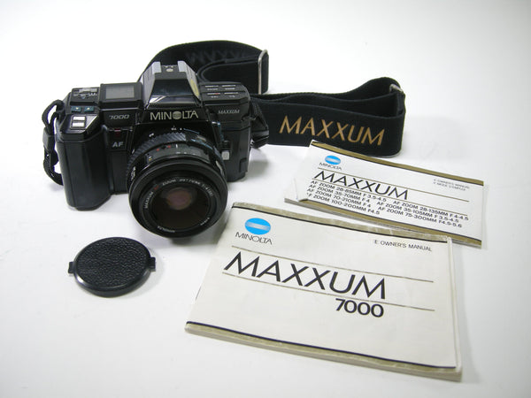 Minolta Maxxum AF 35mm SLR w/ Maxxum AF Zoom 35-70mm f4 35mm Film Cameras - 35mm SLR Cameras Minolta 34101509