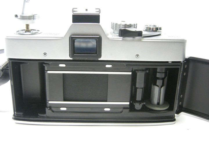 Minolta SRT 101 35mm SLR w/MD Rokkor-PF MC 50mm f1.7 35mm Film Cameras - 35mm SLR Cameras Minolta 2491169