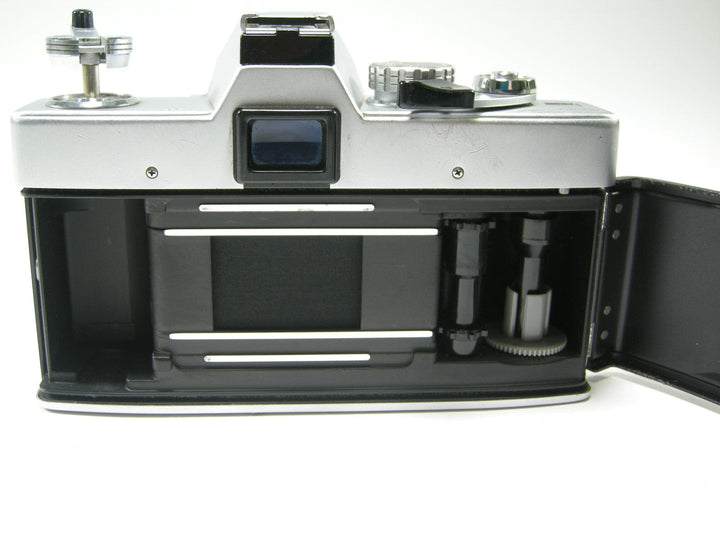 Minolta SRT200 35mm SLR w/MD Rokkor-X 50mm f1.7 35mm Film Cameras - 35mm SLR Cameras - 35mm SLR Student Cameras Minolta 7513790