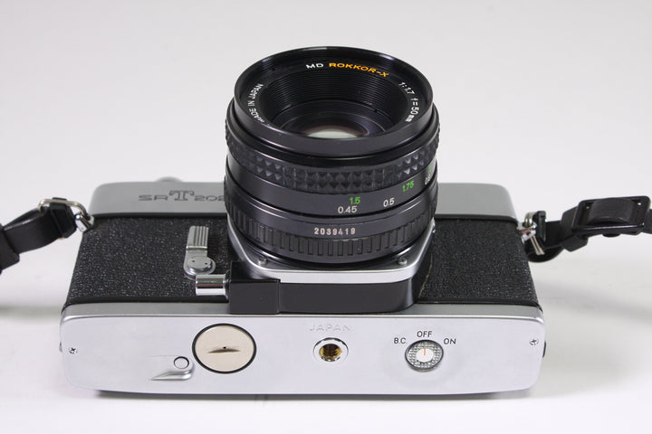 Minolta SRT202 with Rokkor-X 50mm f1.7 - No Meter 35mm Film Cameras - 35mm SLR Cameras Minolta 2517623