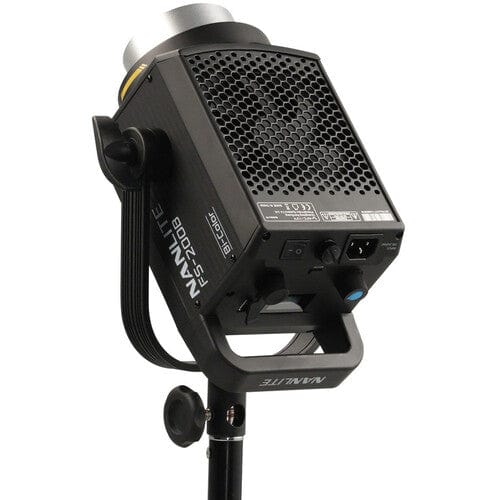 Nanlite FS-200B Bi-Color Studio Spotlight, 2700K-6500K, Bluetooth, 2.4G, Bowens Mount        ` Studio Lighting and Equipment - LED Lighting Nanlite FS200B