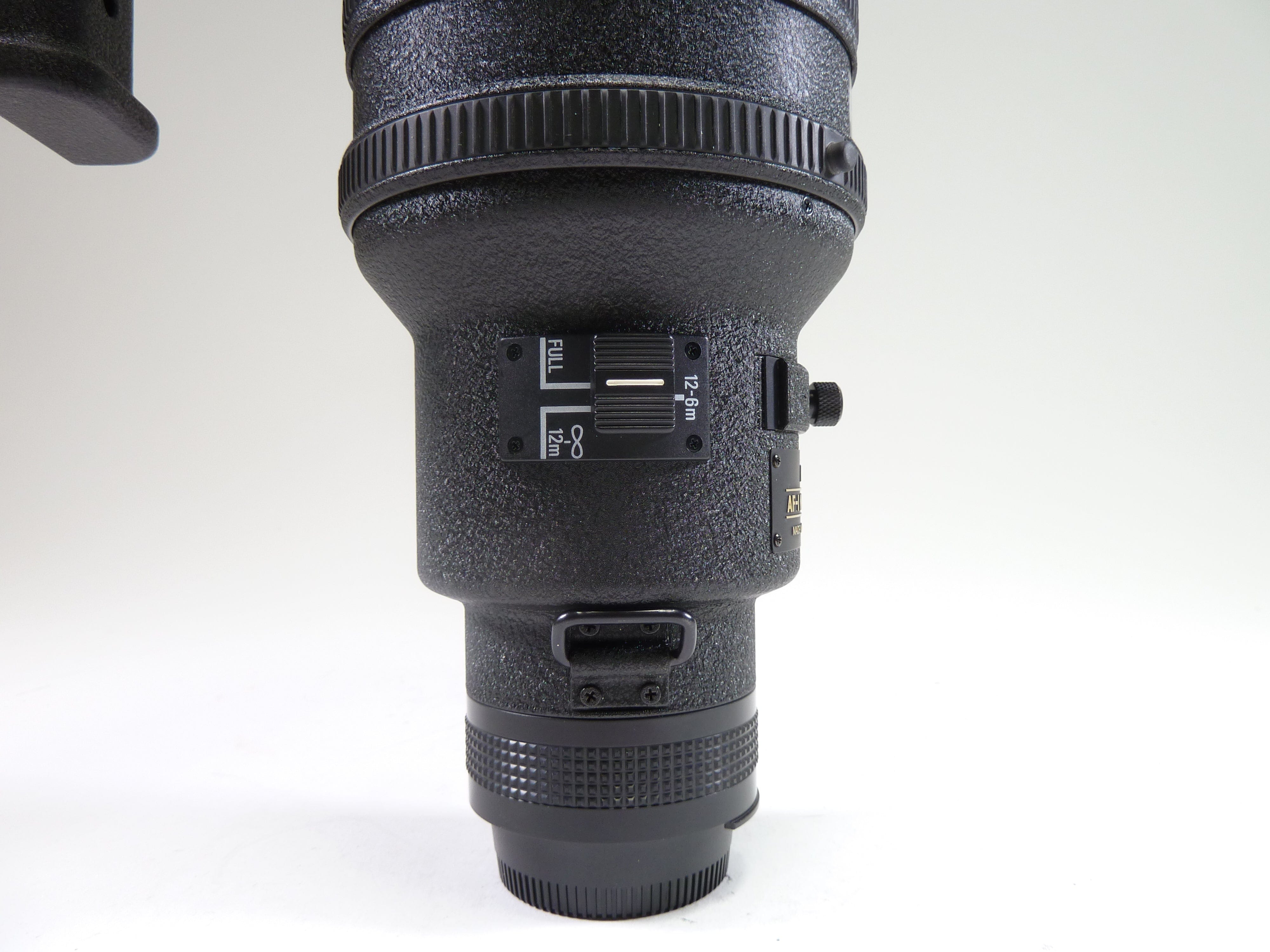 Nikon AF-I 600mm f/4 ED D with Hard Travel Case