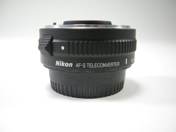 Nikon AF-S teleconverter TC-14 E III 1.4x Lens Adapters and Extenders Nikon 200768