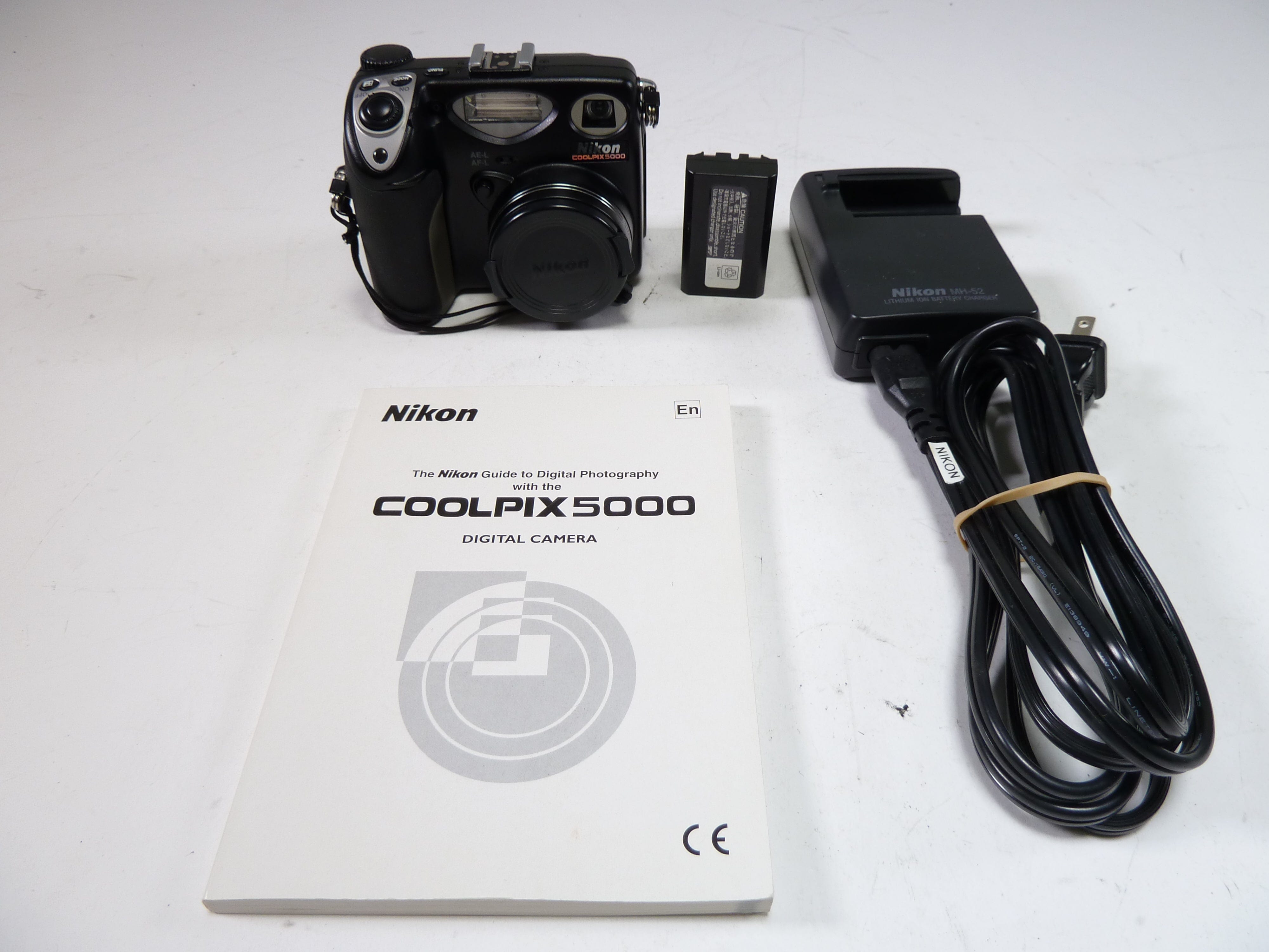 Nikon Coolpix 5000 – Camera Exchange