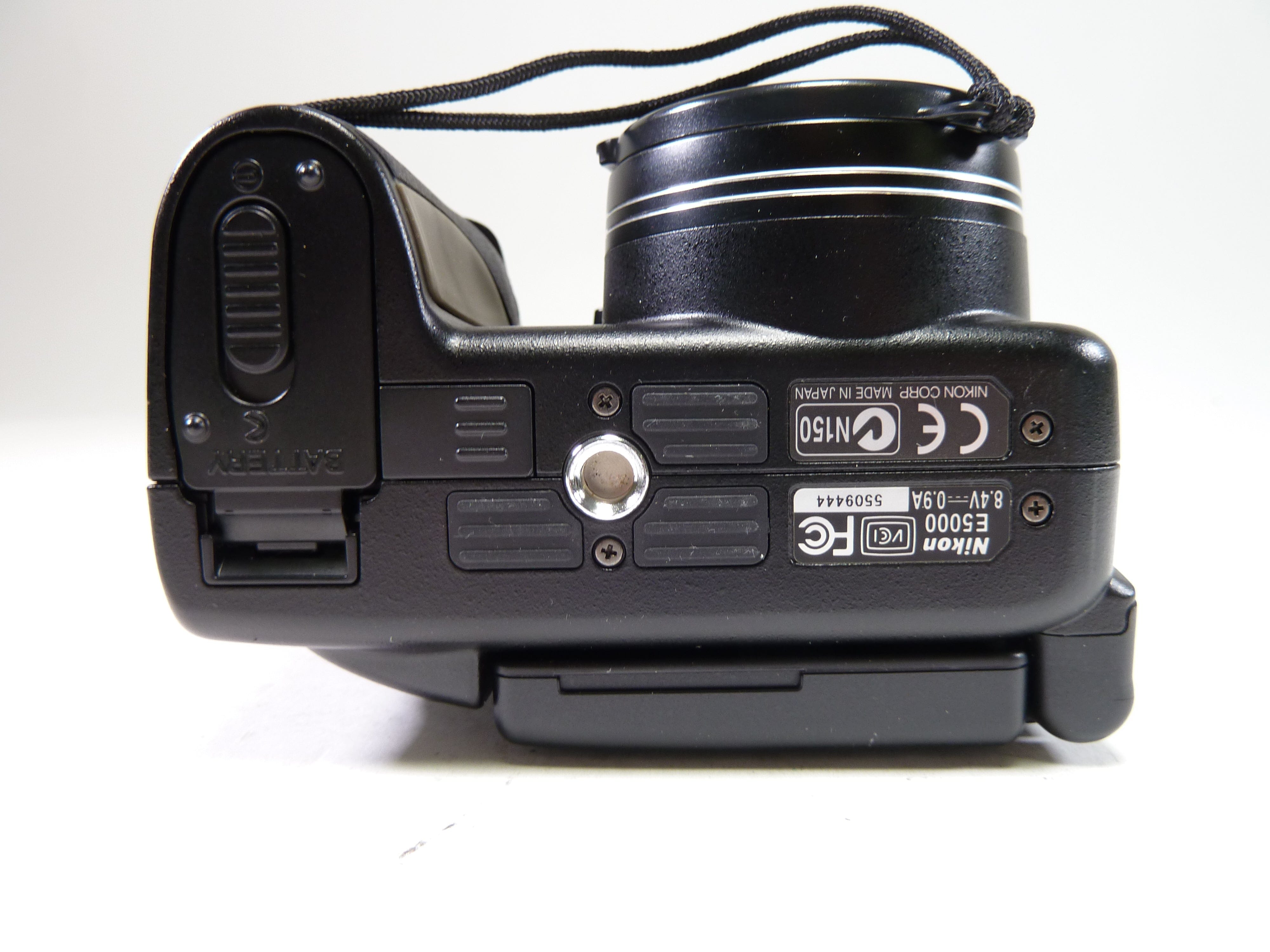 Nikon Coolpix 5000 – Camera Exchange