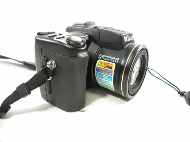 Nikon Coolpix 5700 5.0mp Digital Camera Digital Cameras - Digital Point and Shoot Cameras Nikon 3138783