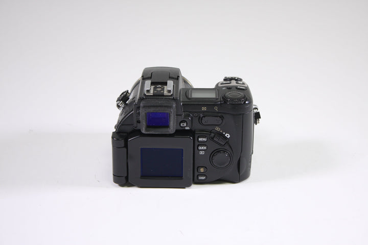 Nikon Coolpix 5700 Digital Cameras - Digital Point and Shoot Cameras Nikon 3002005