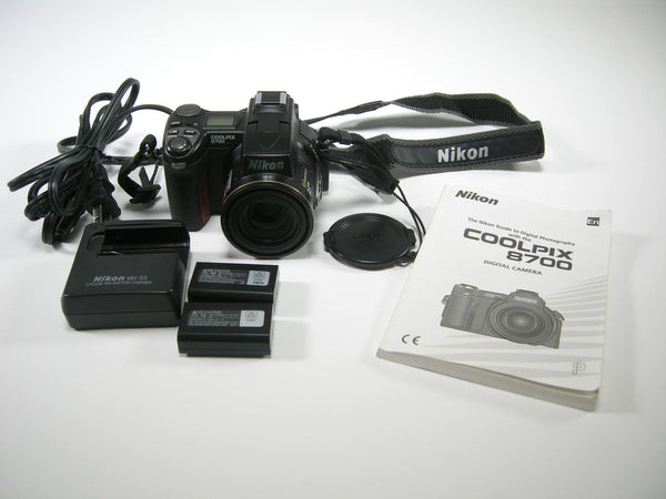 Nikon Coolpix 8700 8.0mp Digital camaera Digital Cameras - Digital Point and Shoot Cameras Sony 3298620