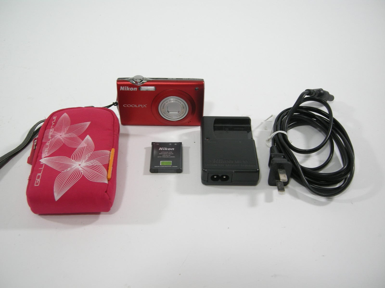 Nikon Coolpix S205 12.0mp Digital Camera (Red) – Camera Exchange