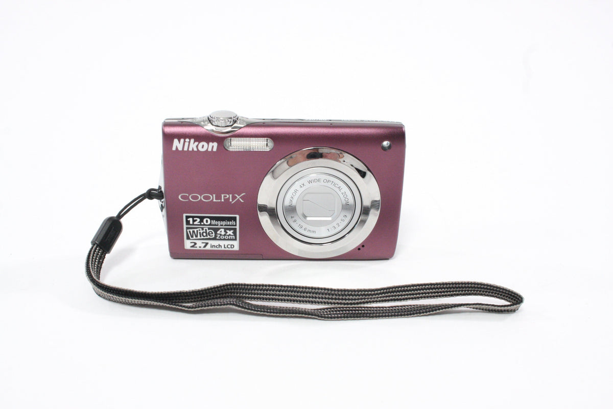 Nikon Coolpix S3000 Digital Point-and-Shoot 4x Zoom 12mp (Purple 