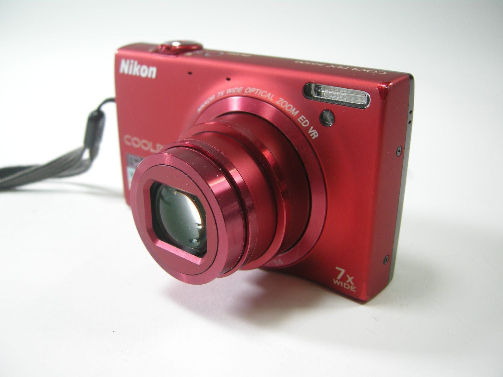 動作良好✨ Nikon COOLPIX S6100 レッド Amazon.com : Nikon COOLPIX S6100 16 MP Digital Camera with 7x