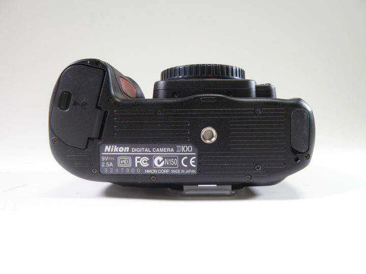 Nikon D100 Body Digital Cameras - Digital SLR Cameras Nikon 2247900
