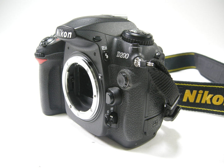 Nikon D200 1.2mp Digital SLR Body Only Shutter Ct. #6,541 Digital Cameras - Digital SLR Cameras Nikon 3099859