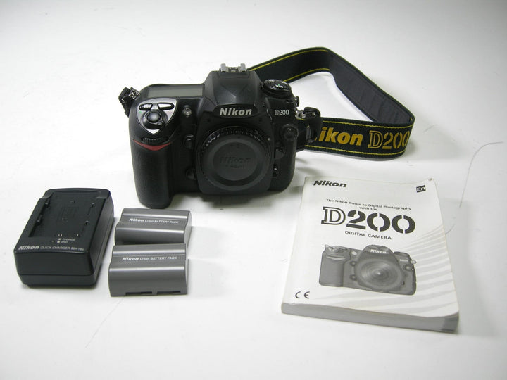 Nikon D200 1.2mp Digital SLR Body Only Shutter Ct. #6,541 Digital Cameras - Digital SLR Cameras Nikon 3099859