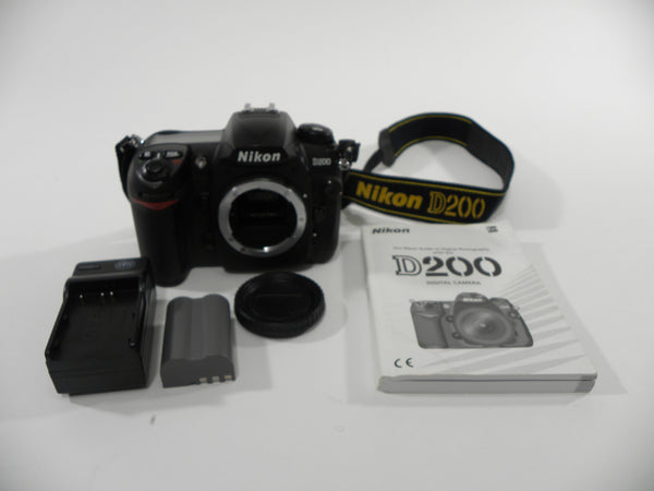 Nikon D200 10.2mp Digital SLR Body Only S/C 8,768 Digital Cameras - Digital SLR Cameras Nikon 3041160