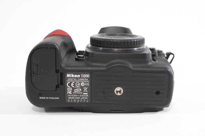 Nikon D200 Body Only - Shutter Count 932 Digital Cameras - Digital SLR Cameras Nikon 3153771