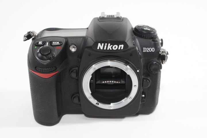 Nikon D200 Body Only - Shutter Count 932 Digital Cameras - Digital SLR Cameras Nikon 3153771