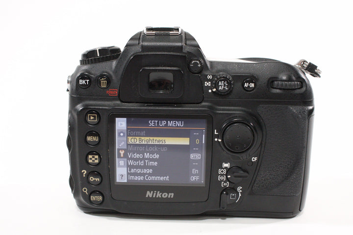 Nikon D200 Body Shutter count of 86101 Digital Cameras - Digital SLR Cameras Nikon 3007982