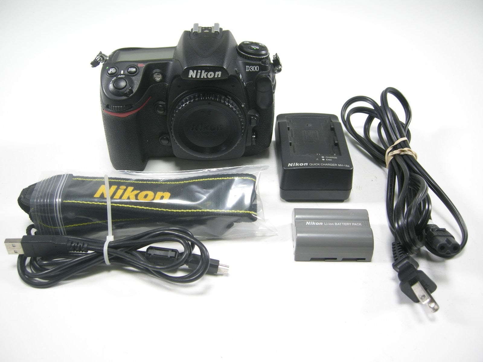 Nikon D300 12.3mp Digital SLR Body Only S/C 17,065 – Camera Exchange