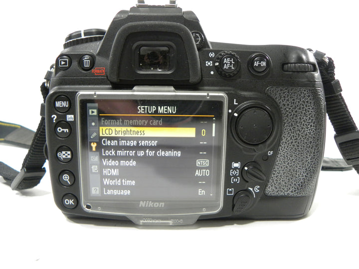 Nikon D300 12.3mp Digital SLR Body only Shutter Ct. 3,120 Digital Cameras - Digital SLR Cameras Nikon 3023259