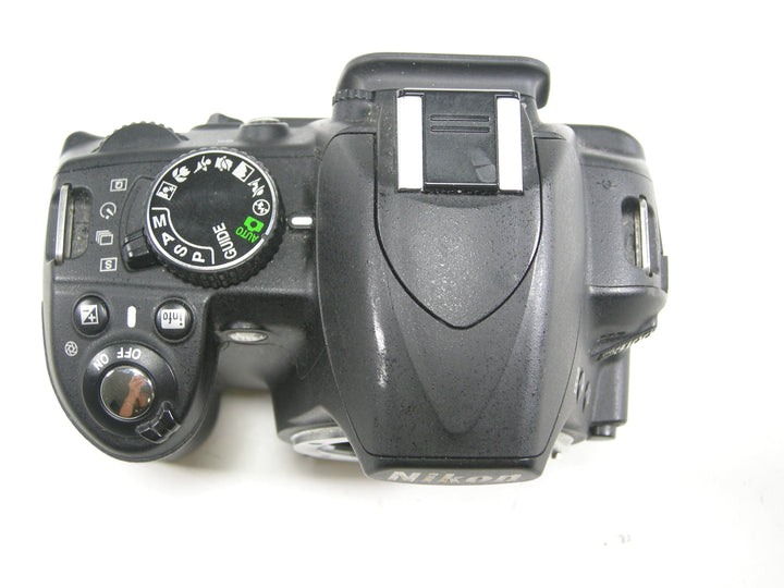 Nikon D3100 14.2mp Digital SLR Body Only (Parts) Digital Cameras - Digital SLR Cameras Nikon 3829526